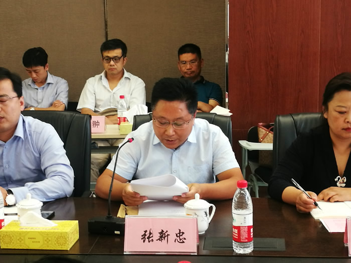 在座谈会上,张新忠,王燕,朱永生,周静,张尊磊,白毅,孙立秀,陆希峰,寻